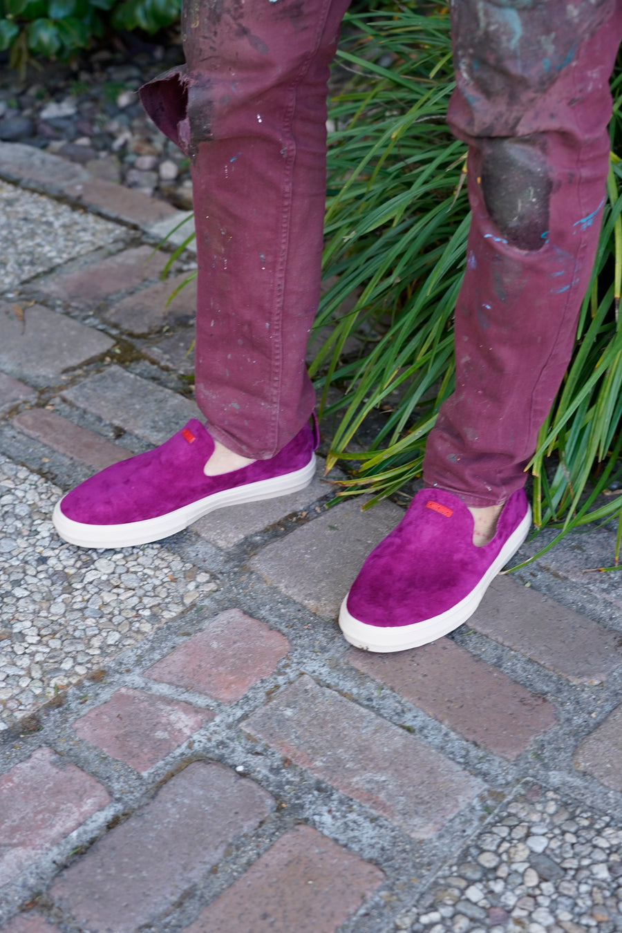 Glover / Merlot Pig Suede / Sand