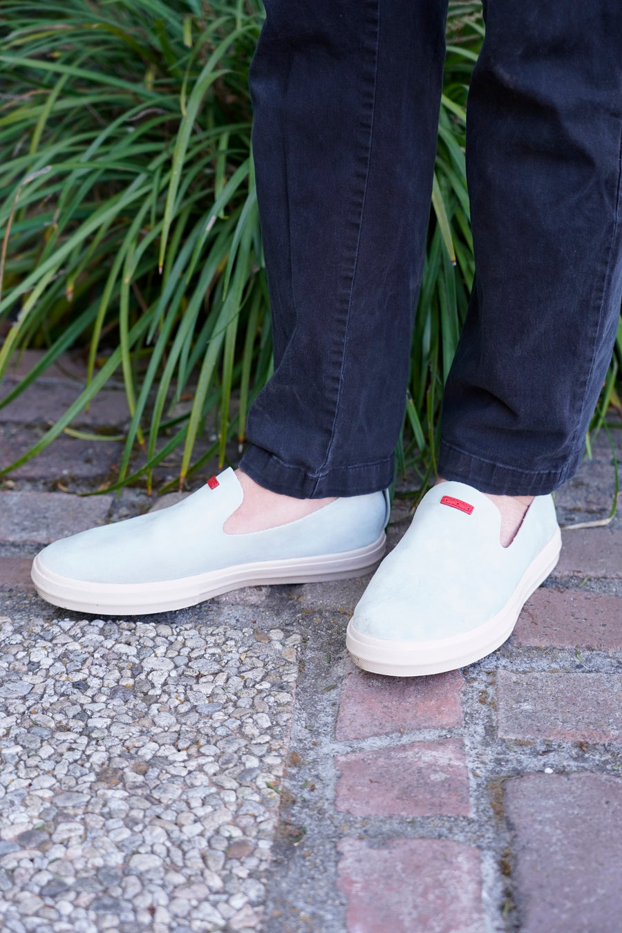 Glover / Pale Aqua Pig Suede / Sand