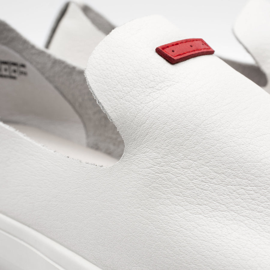 Glover / White Full-Grain Leather / White